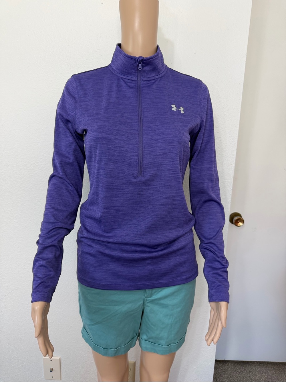 Under Armour Purple Women's Quarter Zip Performance Pullover Size SM/PP